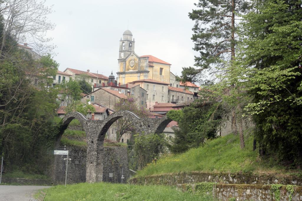 Antica Pieve Hotel Filattiera Exterior photo